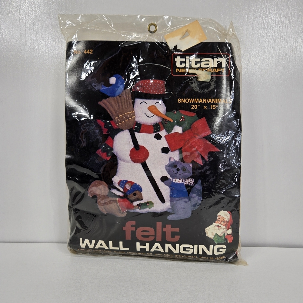 Titan Needle Craft #442 Snowman Animals 20x15 Felt Wall Hanging Kit NEW 1985 VTG
